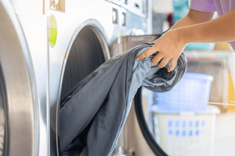 What to Look for When Purchasing Used Commercial Washers and Dryers