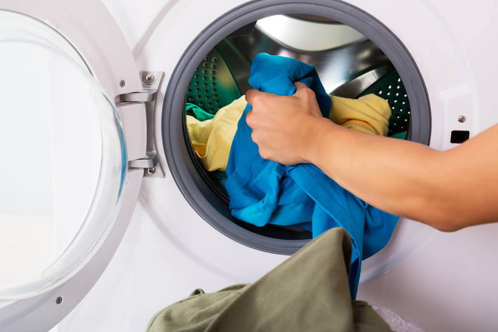 10 Items You Should Never Put in Your Washing Machine (1)